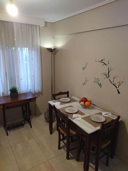 Kalamata Beach Maizonette Ground Floor And Semi-Basement With Yard Kültér fotó